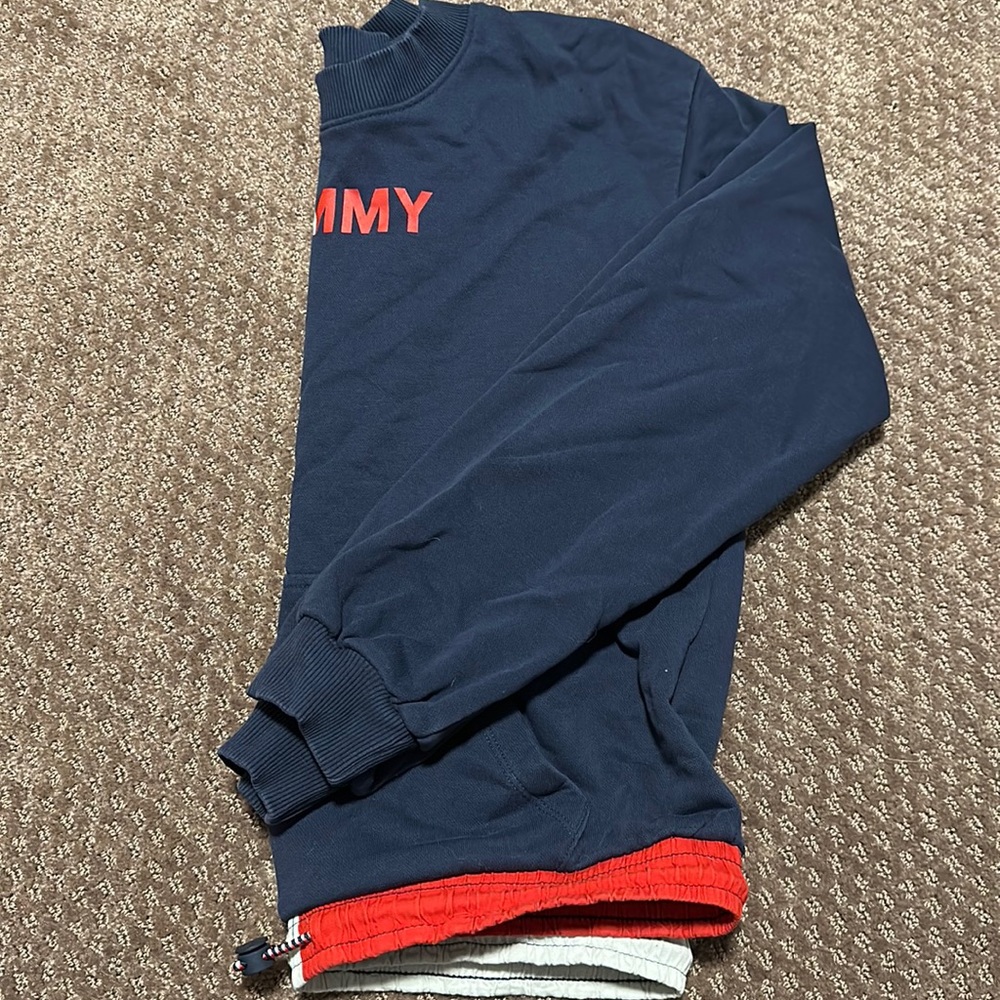 Tommy Hilfiger pull over hoodie